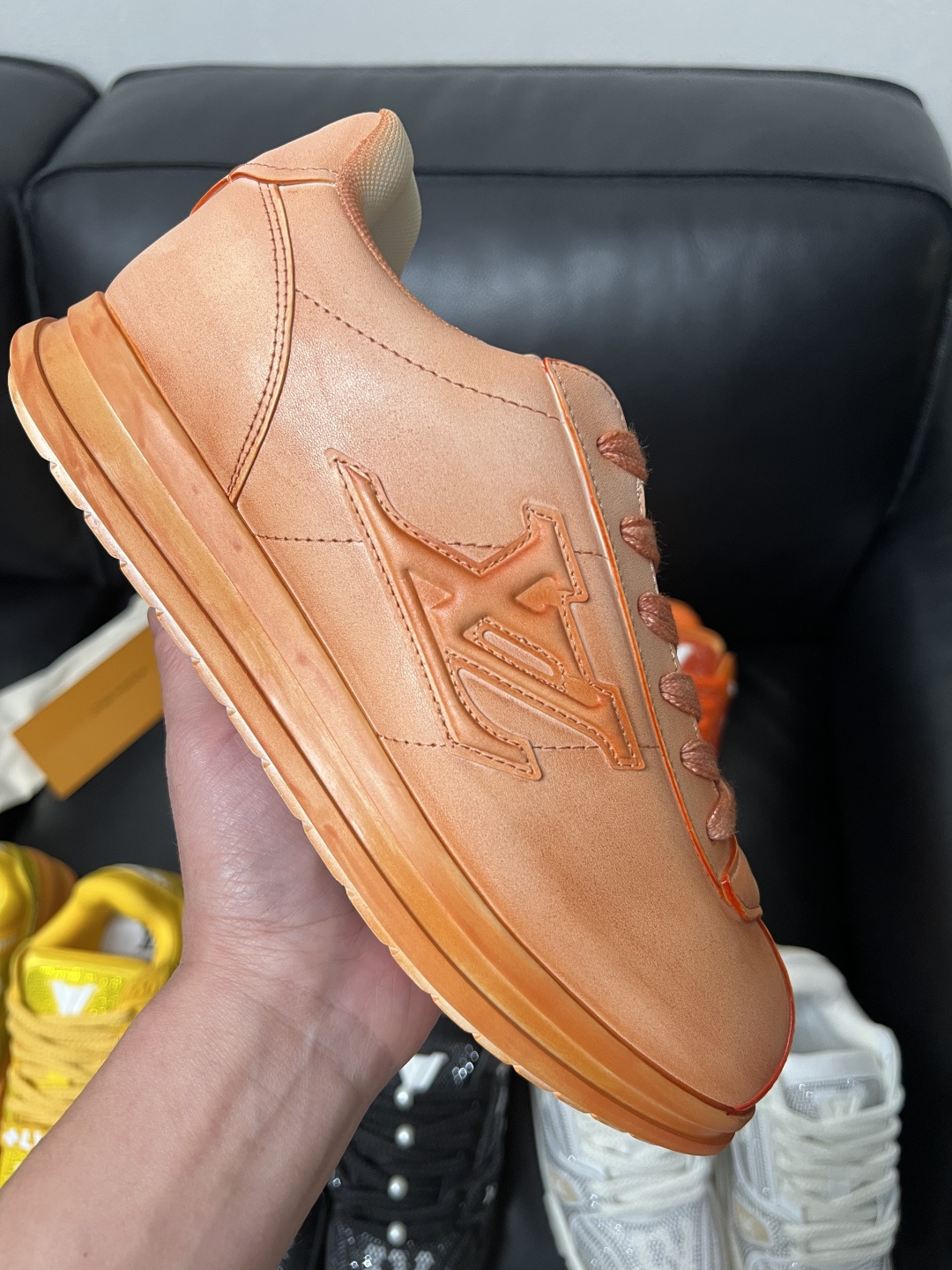 Lv 高品质 顶级工艺品 路易威登，运动板鞋专柜同步，鞋面意大利进口，高品质拼接缤纷色彩复杂工艺品，进口