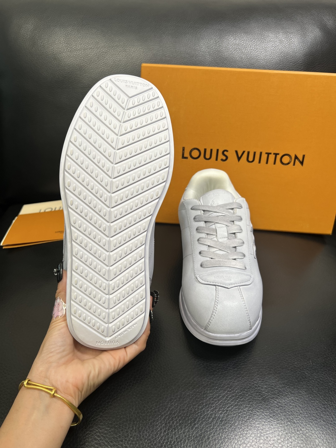 Lv 高品质 顶级工艺品 路易威登，运动板鞋专柜同步，鞋面意大利进口，高品质拼接缤纷色彩复杂工艺品，进口