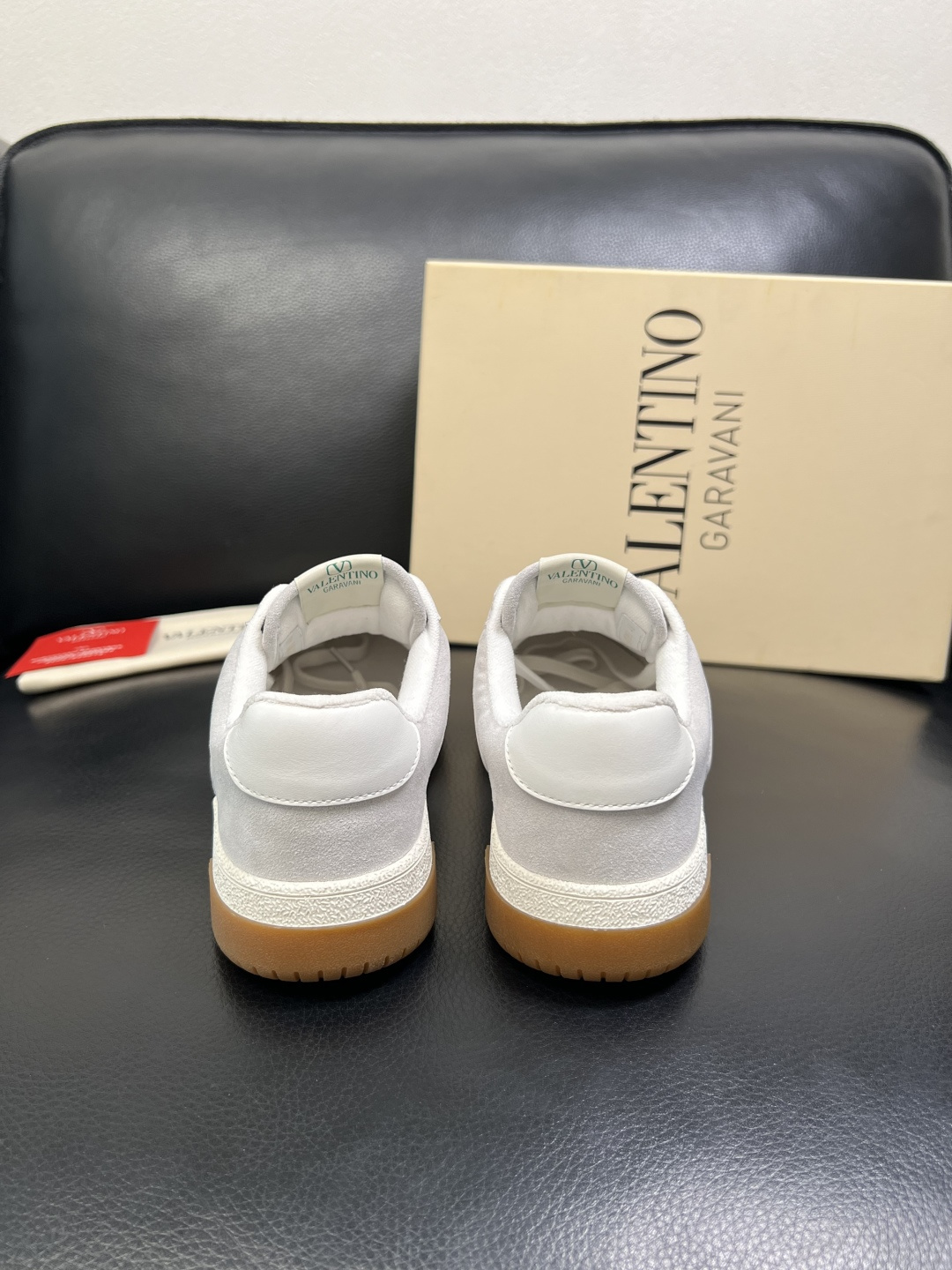 VALENTINO 高品质 顶级工艺品 华伦天奴，运动板鞋专柜同步，鞋面意大利进口，高品质拼接缤纷色彩复