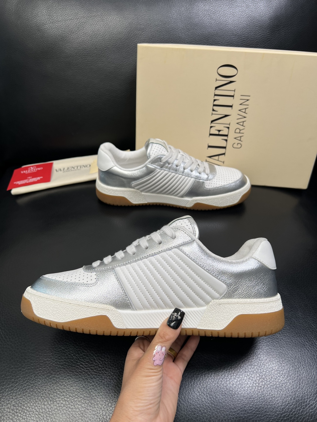 VALENTINO 高品质 顶级工艺品 华伦天奴，运动板鞋专柜同步，鞋面意大利进口，高品质拼接缤纷色彩复