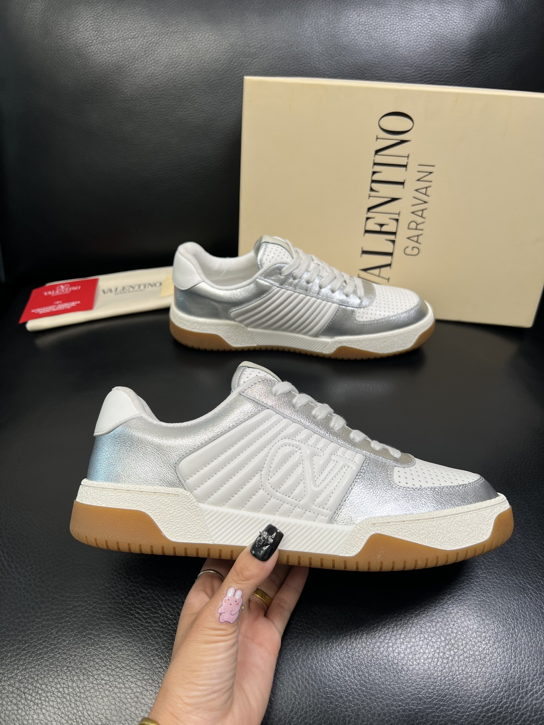 VALENTINO 高品质 顶级工艺品 华伦天奴，运动板鞋专柜同步，鞋面意大利进口，高品质拼接缤纷色彩复