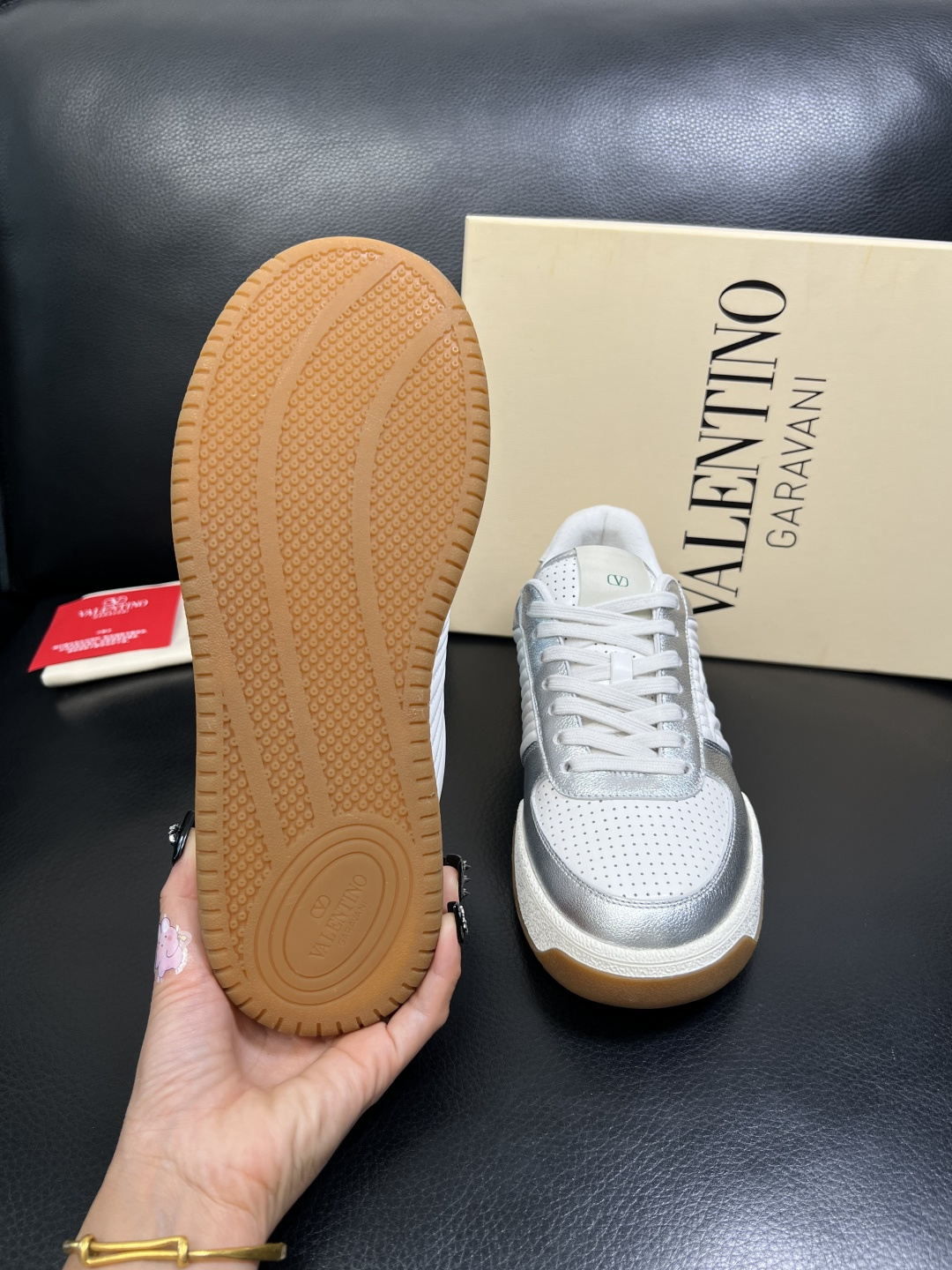 VALENTINO 高品质 顶级工艺品 华伦天奴，运动板鞋专柜同步，鞋面意大利进口，高品质拼接缤纷色彩复