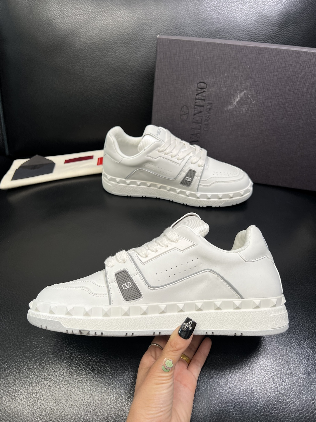 VALENTINO 高品质 顶级工艺品 华伦天奴，运动板鞋专柜同步，鞋面意大利进口，高品质拼接缤纷色彩复