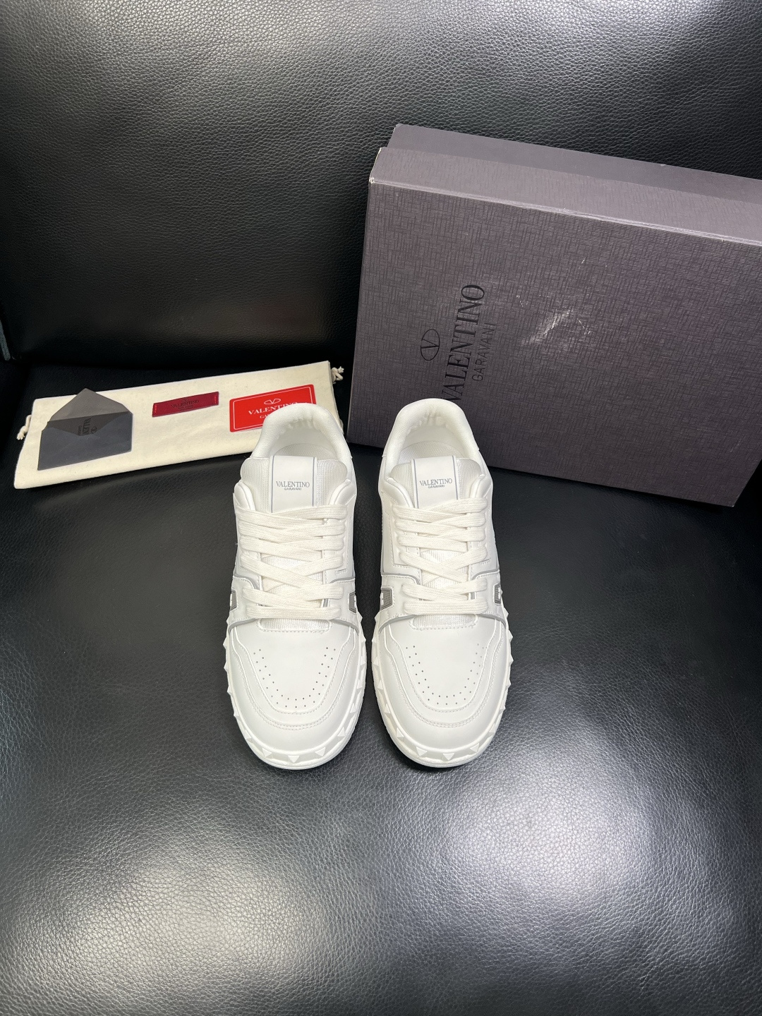 VALENTINO 高品质 顶级工艺品 华伦天奴，运动板鞋专柜同步，鞋面意大利进口，高品质拼接缤纷色彩复