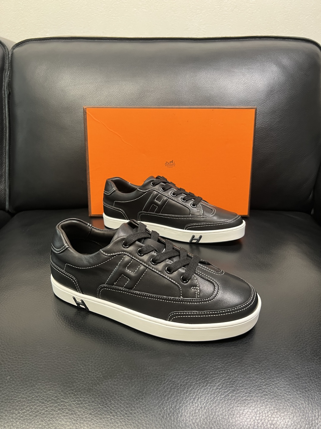 Hermes 高品质 顶级工艺品 爱马仕 专柜同步发售原厂配置，意大利进口原版牛皮面料，高品质拼接工艺，