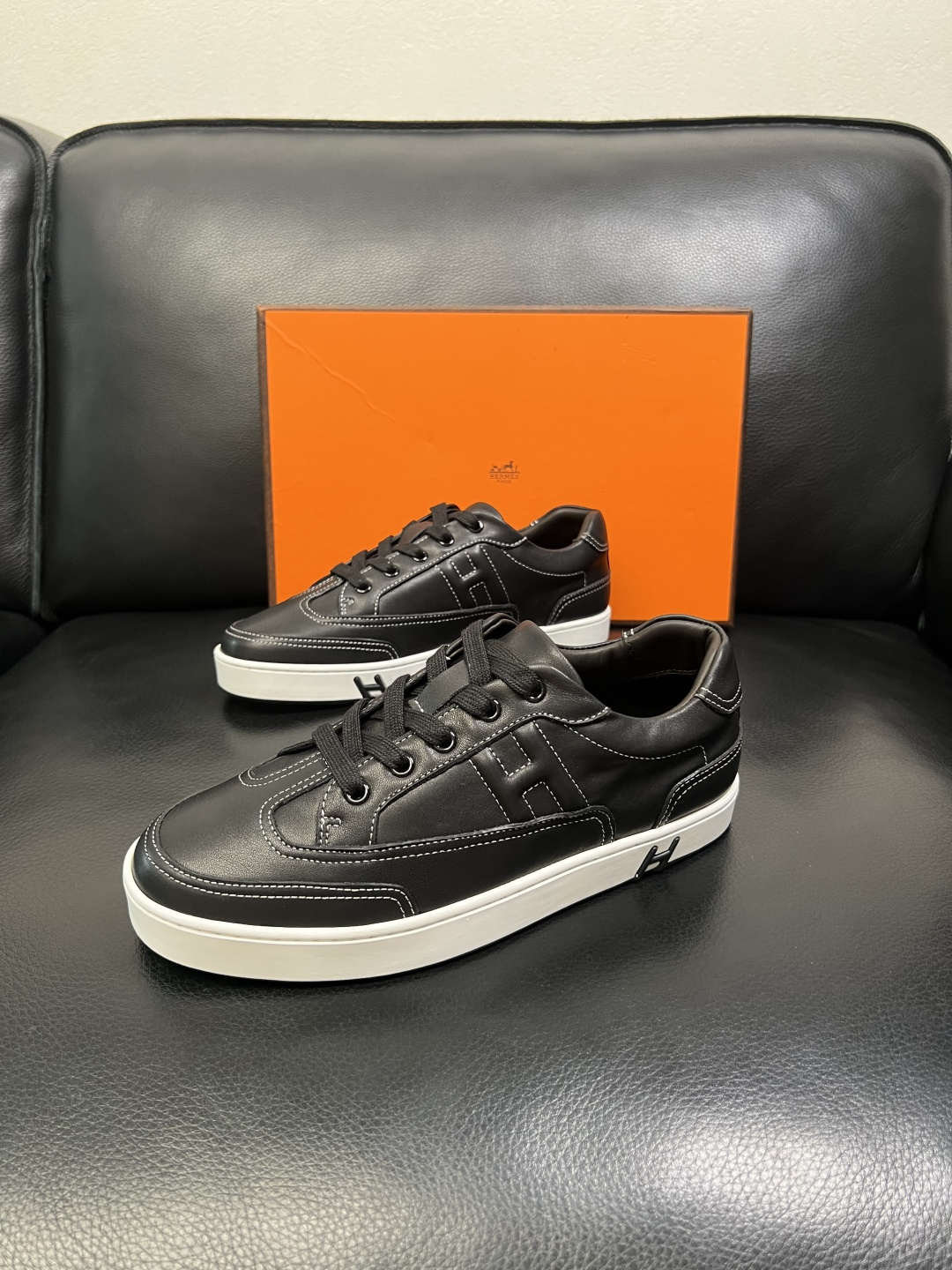 Hermes 高品质 顶级工艺品 爱马仕 专柜同步发售原厂配置，意大利进口原版牛皮面料，高品质拼接工艺，