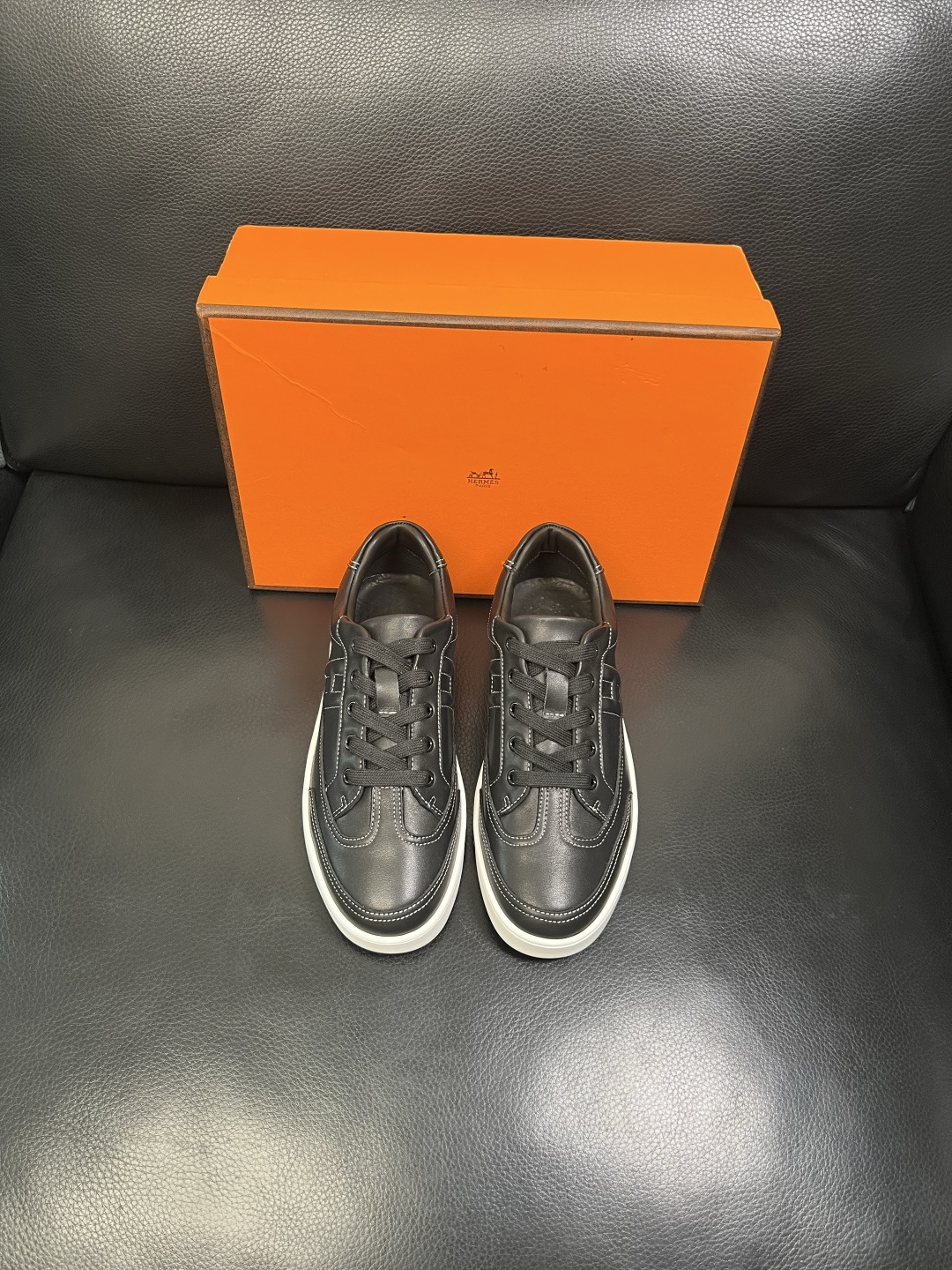 Hermes 高品质 顶级工艺品 爱马仕 专柜同步发售原厂配置，意大利进口原版牛皮面料，高品质拼接工艺，