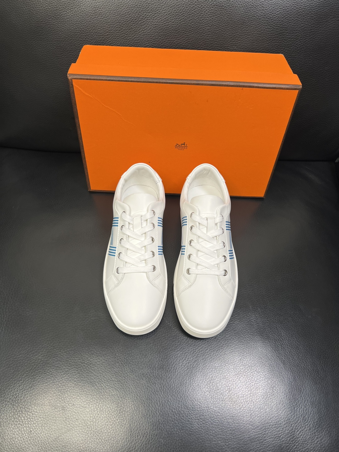 Hermes 高品质 顶级工艺品 爱马仕 专柜同步发售原厂配置，意大利进口原版牛皮面料，高品质拼接工艺，