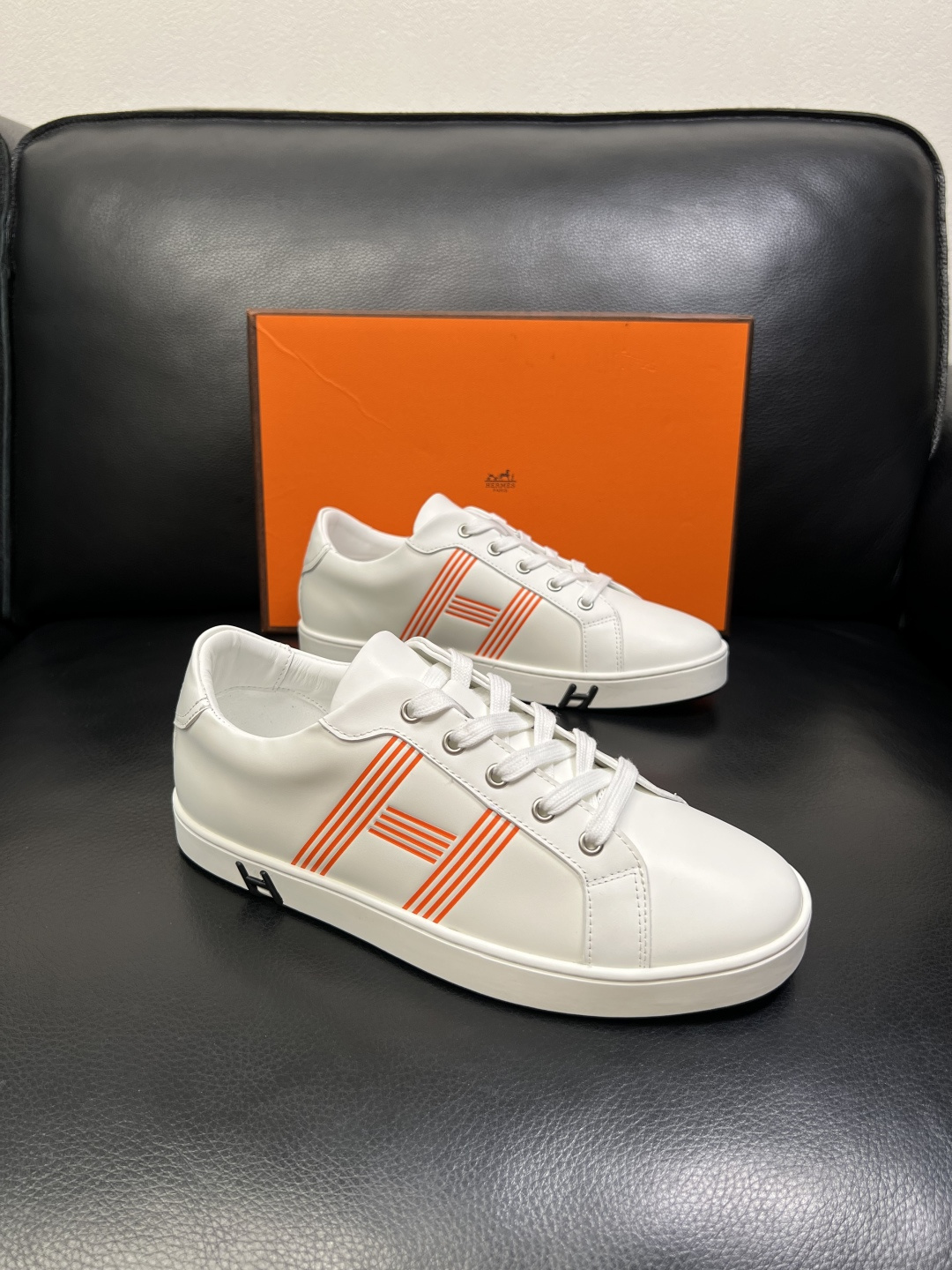 Hermes 高品质 顶级工艺品 爱马仕 专柜同步发售原厂配置，意大利进口原版牛皮面料，高品质拼接工艺，