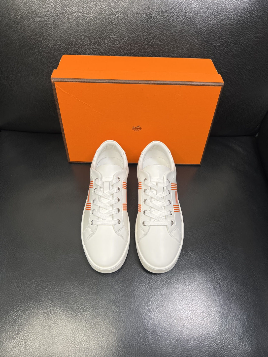 Hermes 高品质 顶级工艺品 爱马仕 专柜同步发售原厂配置，意大利进口原版牛皮面料，高品质拼接工艺，