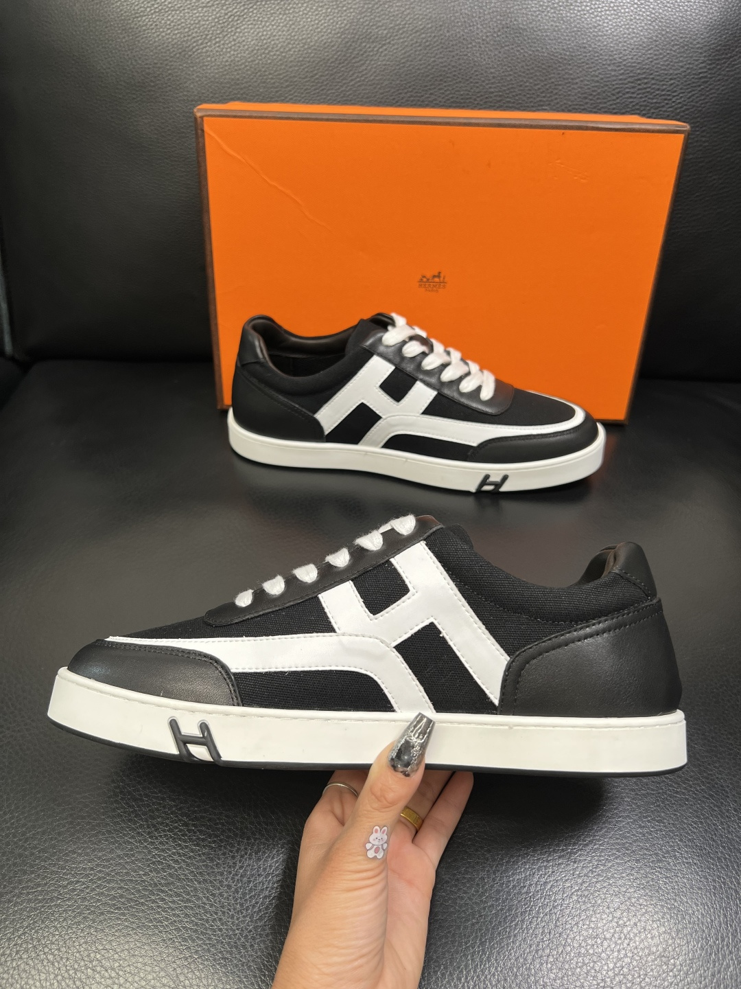 Hermes 高品质 顶级工艺品 爱马仕 专柜同步发售原厂配置，意大利进口原版牛皮面料，高品质拼接工艺，