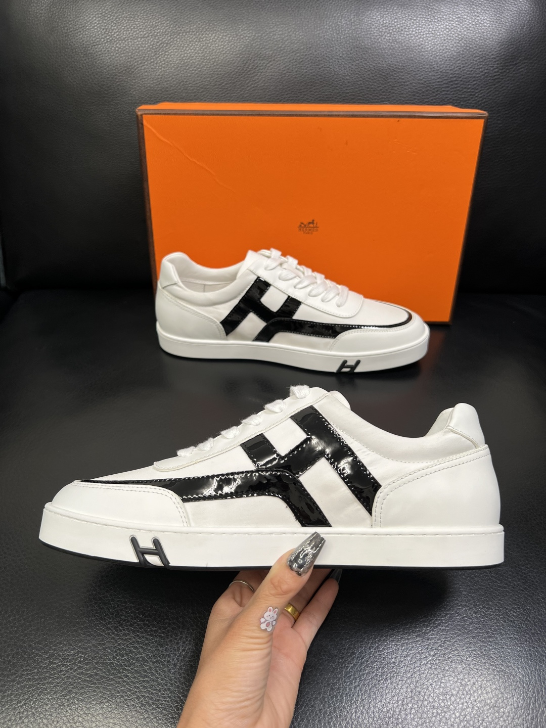 Hermes 高品质 顶级工艺品 爱马仕 专柜同步发售原厂配置，意大利进口原版牛皮面料，高品质拼接工艺，