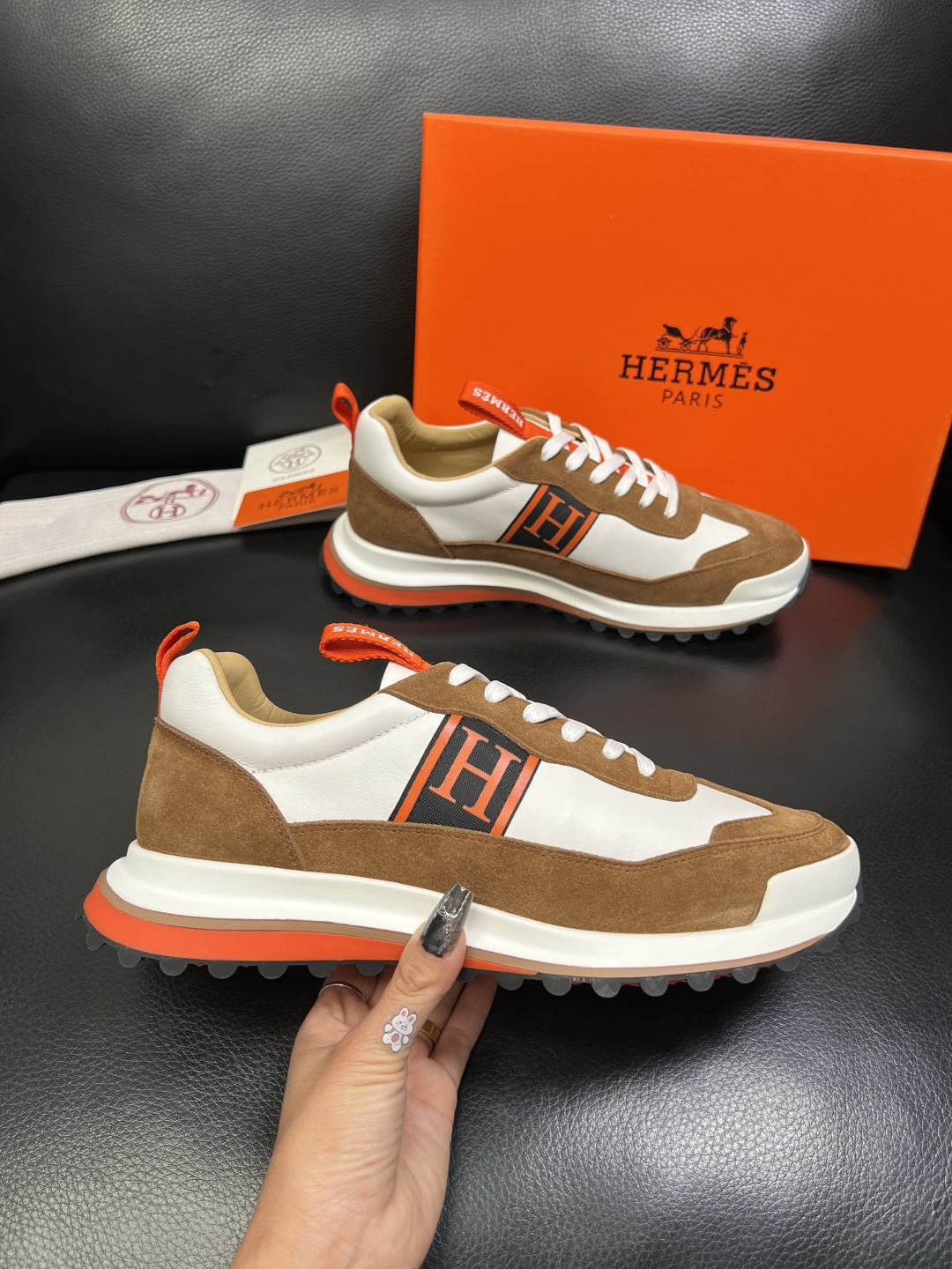 Hermes 高品质 顶级工艺品 爱马仕 专柜同步发售原厂配置，意大利进口原版牛皮面料，高品质拼接工艺，