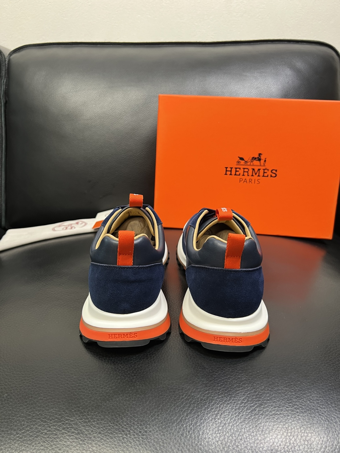 Hermes 高品质 顶级工艺品 爱马仕 专柜同步发售原厂配置，意大利进口原版牛皮面料，高品质拼接工艺，