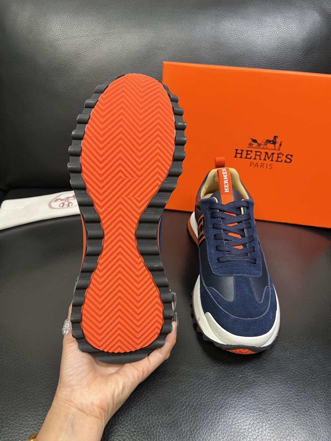 Hermes 高品质 顶级工艺品 爱马仕 专柜同步发售原厂配置，意大利进口原版牛皮面料，高品质拼接工艺，