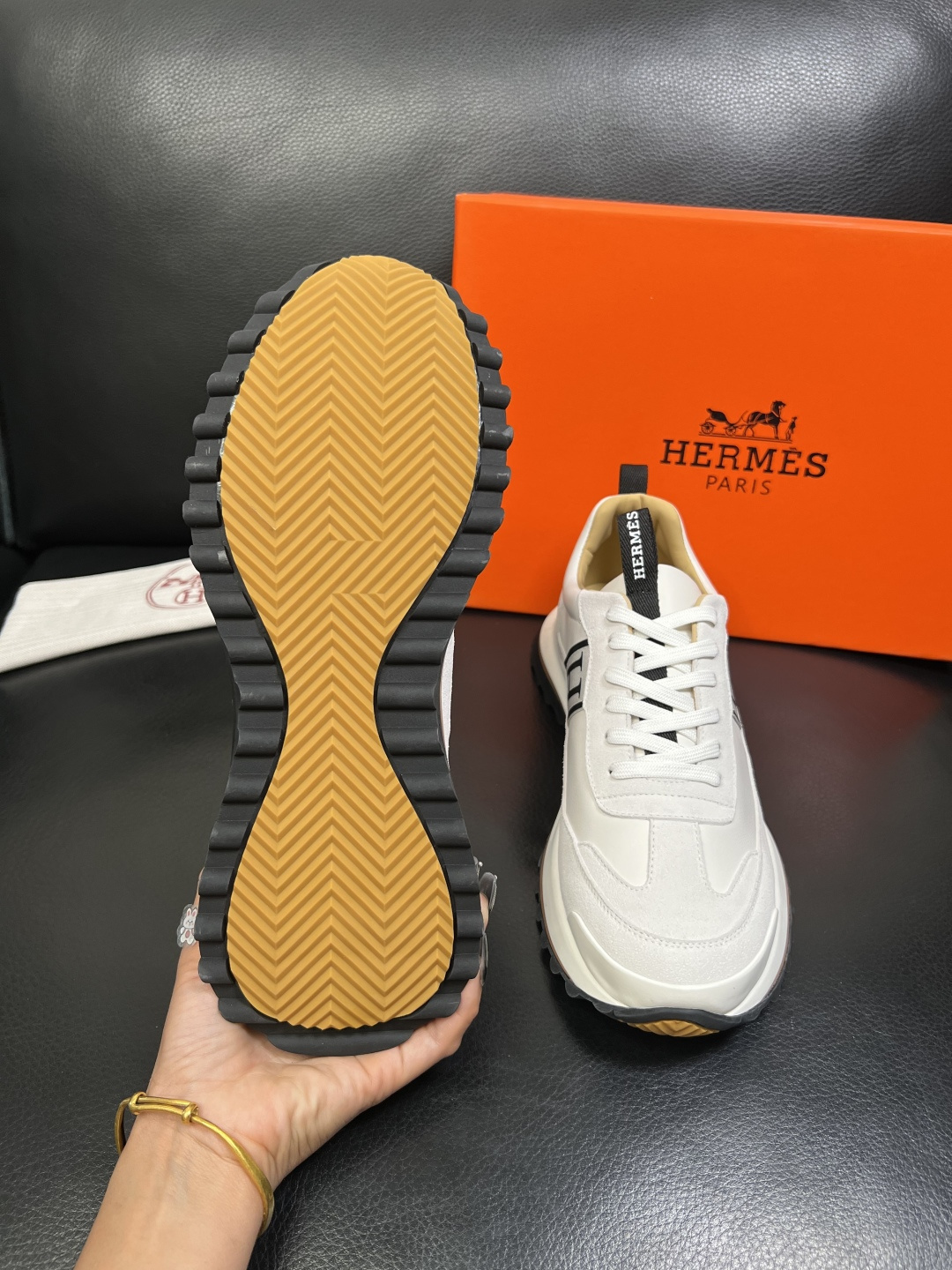 Hermes 高品质 顶级工艺品 爱马仕 专柜同步发售原厂配置，意大利进口原版牛皮面料，高品质拼接工艺，