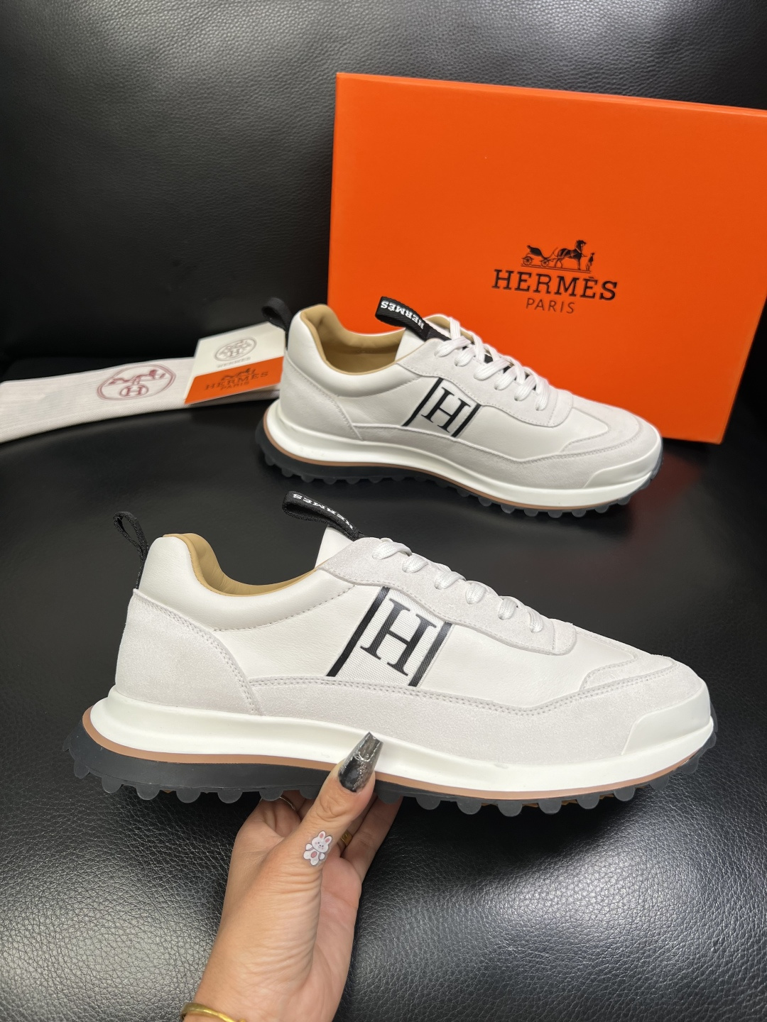 Hermes 高品质 顶级工艺品 爱马仕 专柜同步发售原厂配置，意大利进口原版牛皮面料，高品质拼接工艺，