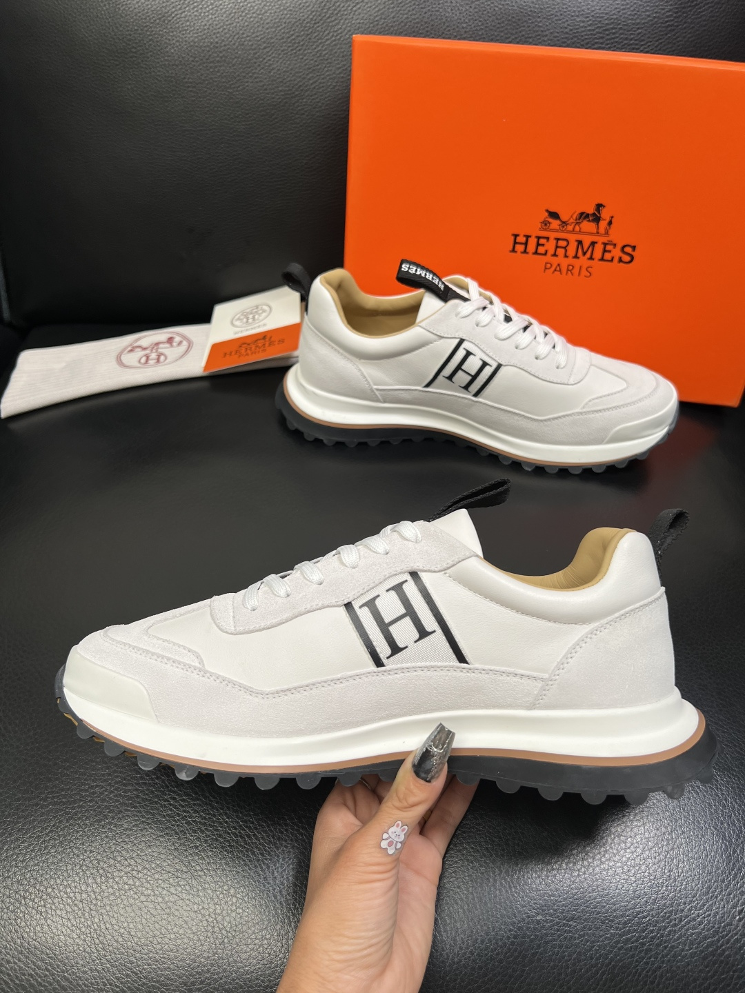 Hermes 高品质 顶级工艺品 爱马仕 专柜同步发售原厂配置，意大利进口原版牛皮面料，高品质拼接工艺，