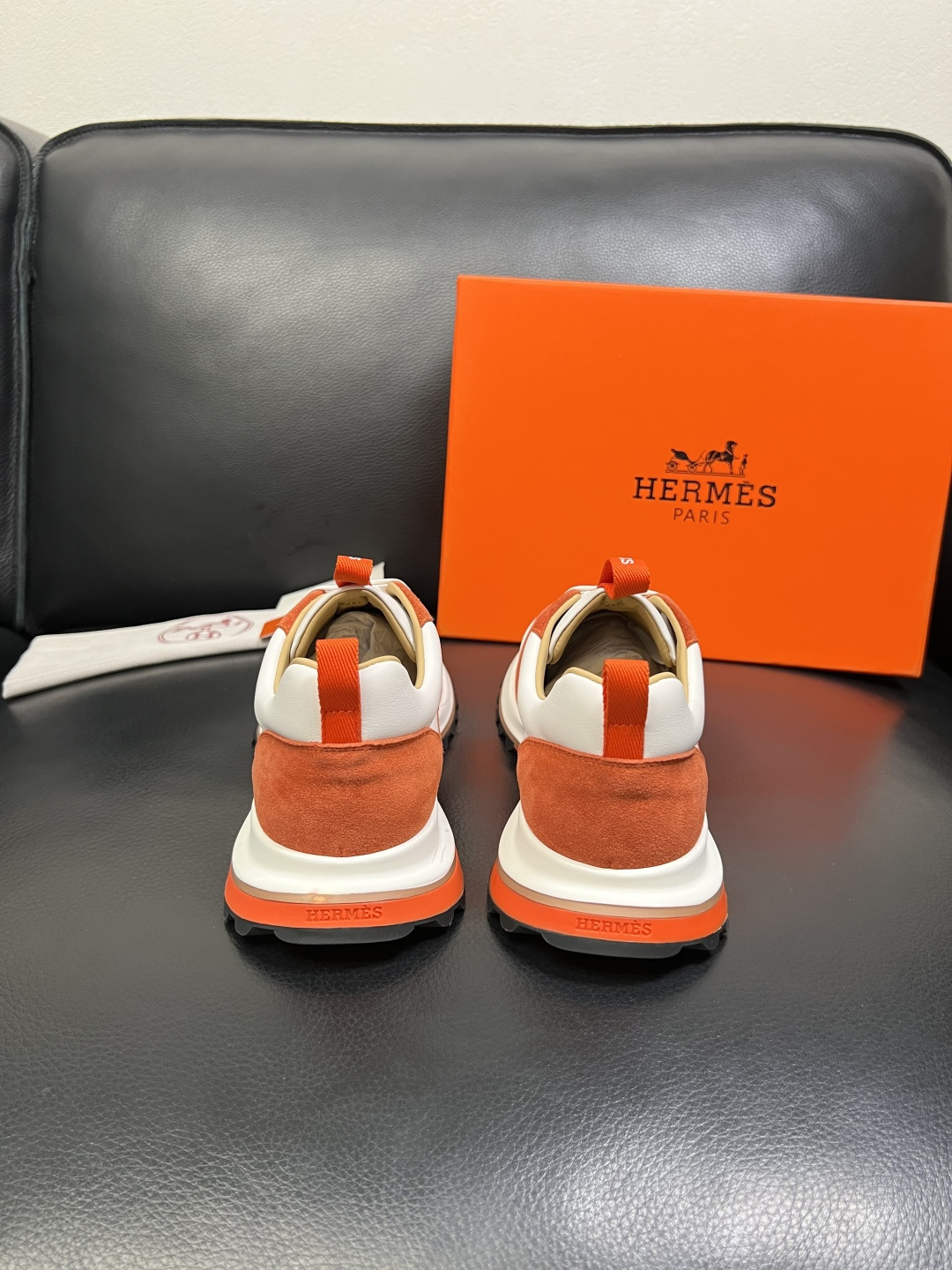 Hermes 高品质 顶级工艺品 爱马仕 专柜同步发售原厂配置，意大利进口原版牛皮面料，高品质拼接工艺，