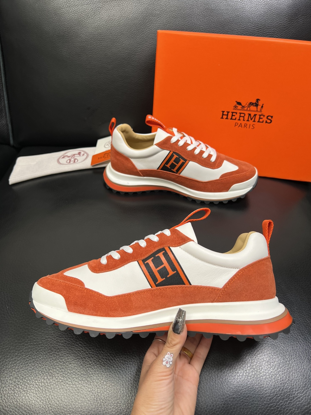 Hermes 高品质 顶级工艺品 爱马仕 专柜同步发售原厂配置，意大利进口原版牛皮面料，高品质拼接工艺，