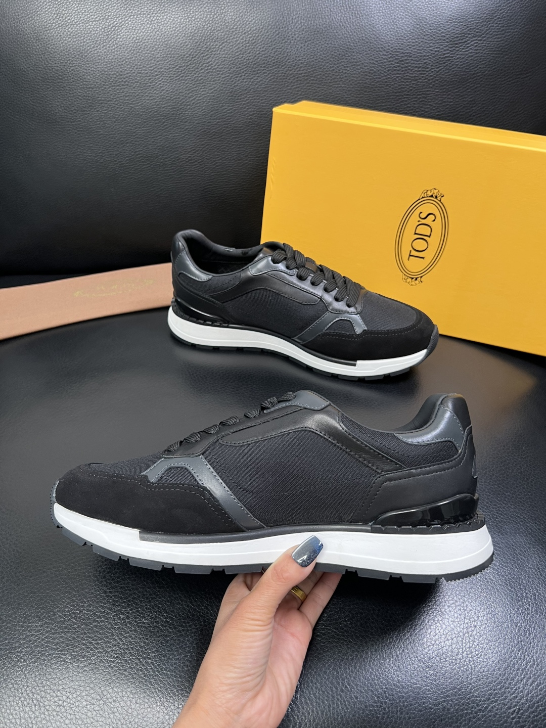 Tods 高品质 顶级工艺品 托德斯 专柜新款原厂配置，意大利进口牛皮拼布面料，进口牛里垫，透气舒适，鞋