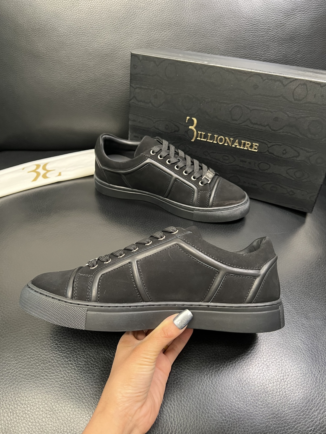 Billionaire 高品质 顶级工艺品 亿万富翁 专柜新款原厂配置，意大利进口牛皮面料，进口牛里垫，