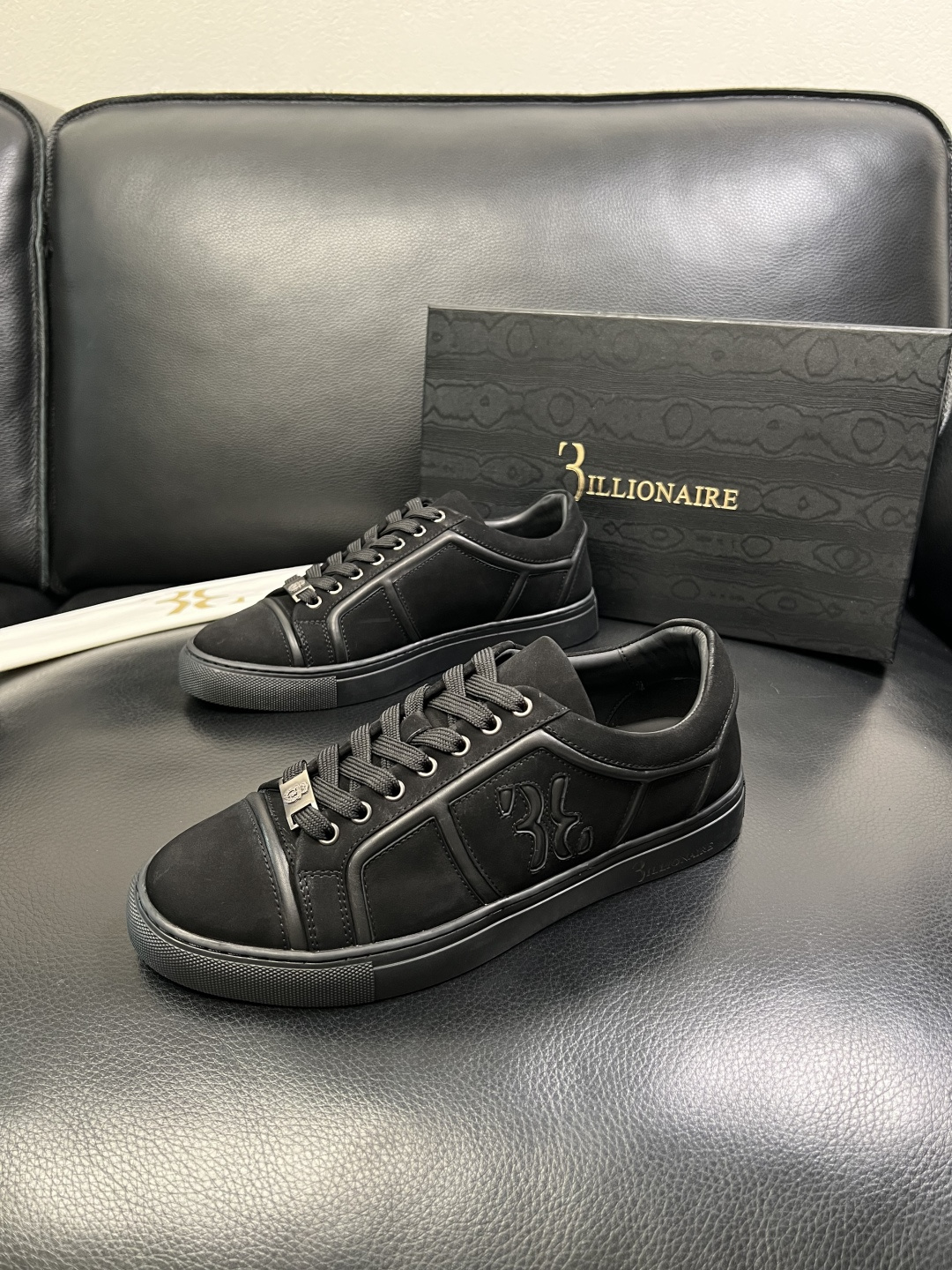 Billionaire 高品质 顶级工艺品 亿万富翁 专柜新款原厂配置，意大利进口牛皮面料，进口牛里垫，