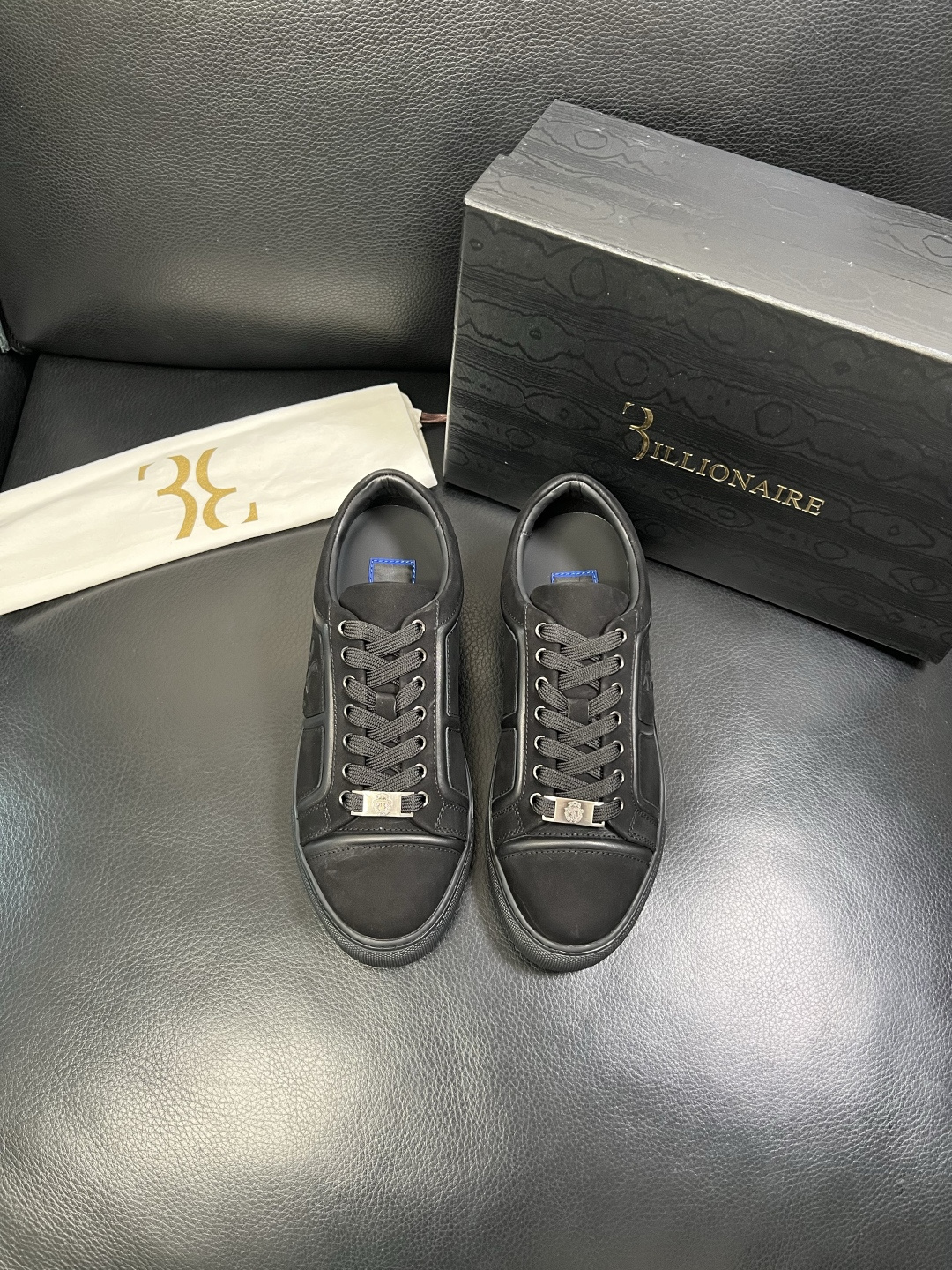 Billionaire 高品质 顶级工艺品 亿万富翁 专柜新款原厂配置，意大利进口牛皮面料，进口牛里垫，