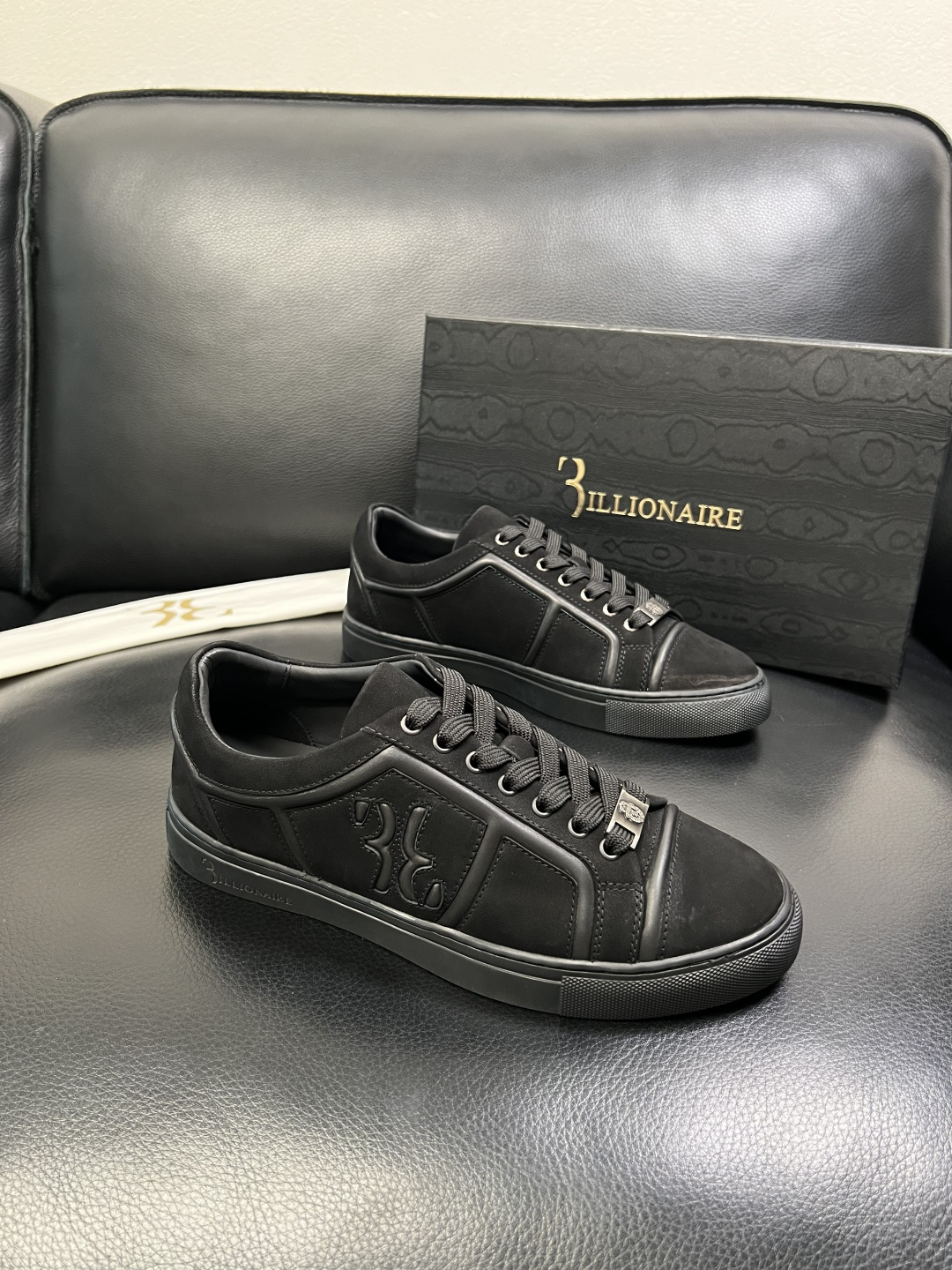 Billionaire 高品质 顶级工艺品 亿万富翁 专柜新款原厂配置，意大利进口牛皮面料，进口牛里垫，