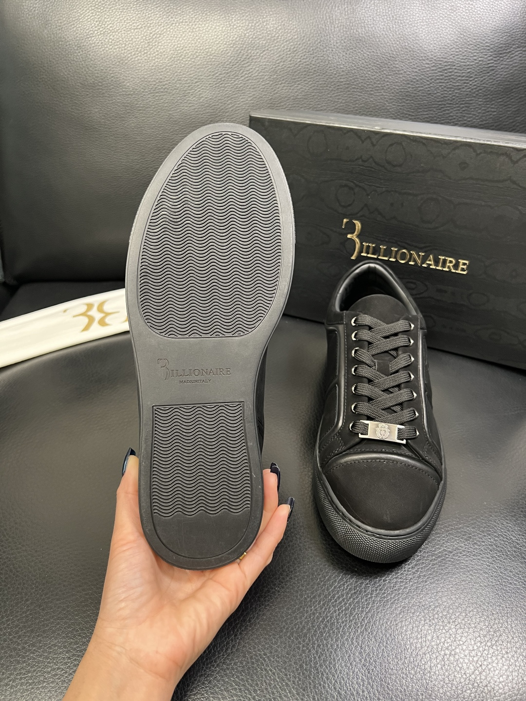 Billionaire 高品质 顶级工艺品 亿万富翁 专柜新款原厂配置，意大利进口牛皮面料，进口牛里垫，