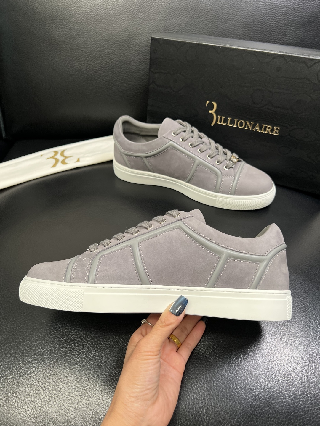 Billionaire 高品质 顶级工艺品 亿万富翁 专柜新款原厂配置，意大利进口牛皮面料，进口牛里垫，