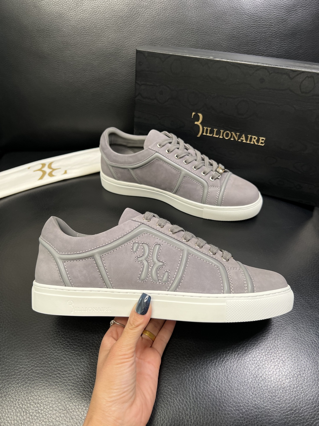 Billionaire 高品质 顶级工艺品 亿万富翁 专柜新款原厂配置，意大利进口牛皮面料，进口牛里垫，