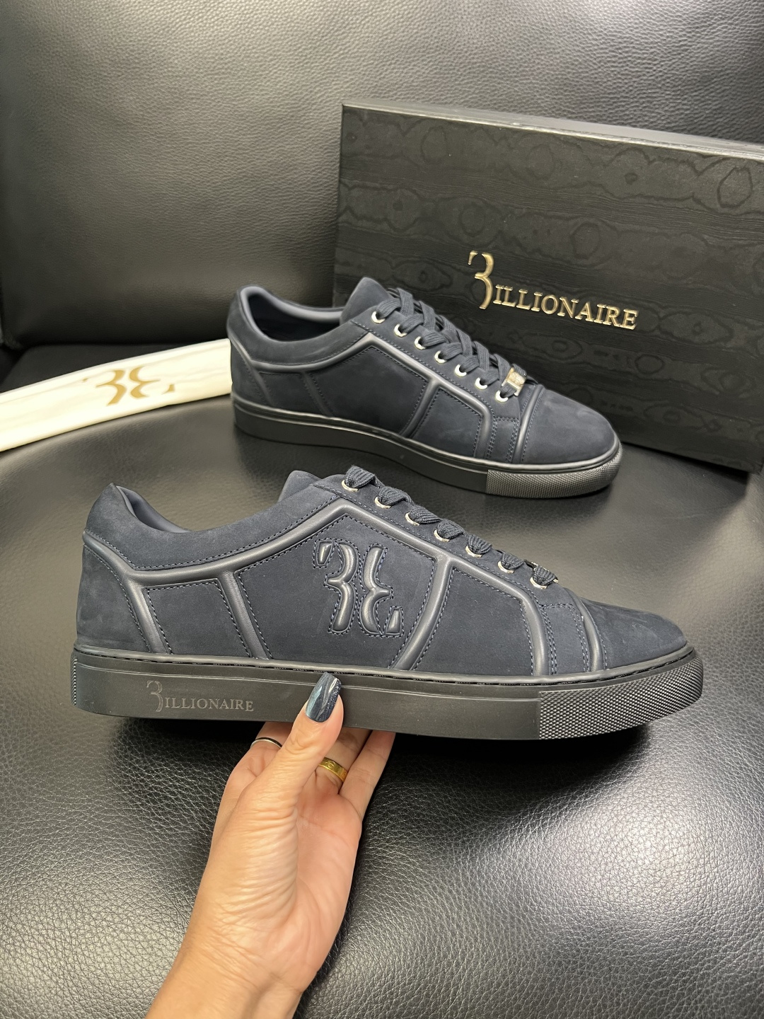 Billionaire 高品质 顶级工艺品 亿万富翁 专柜新款原厂配置，意大利进口牛皮面料，进口牛里垫，