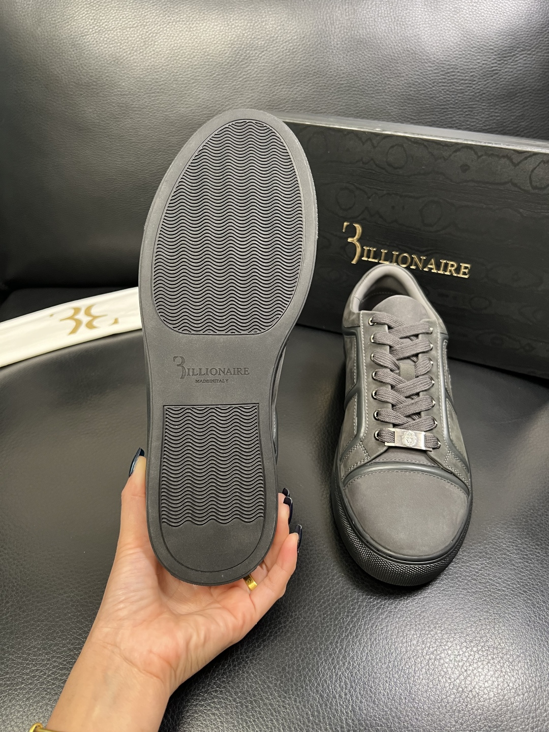 Billionaire 高品质 顶级工艺品 亿万富翁 专柜新款原厂配置，意大利进口牛皮面料，进口牛里垫，