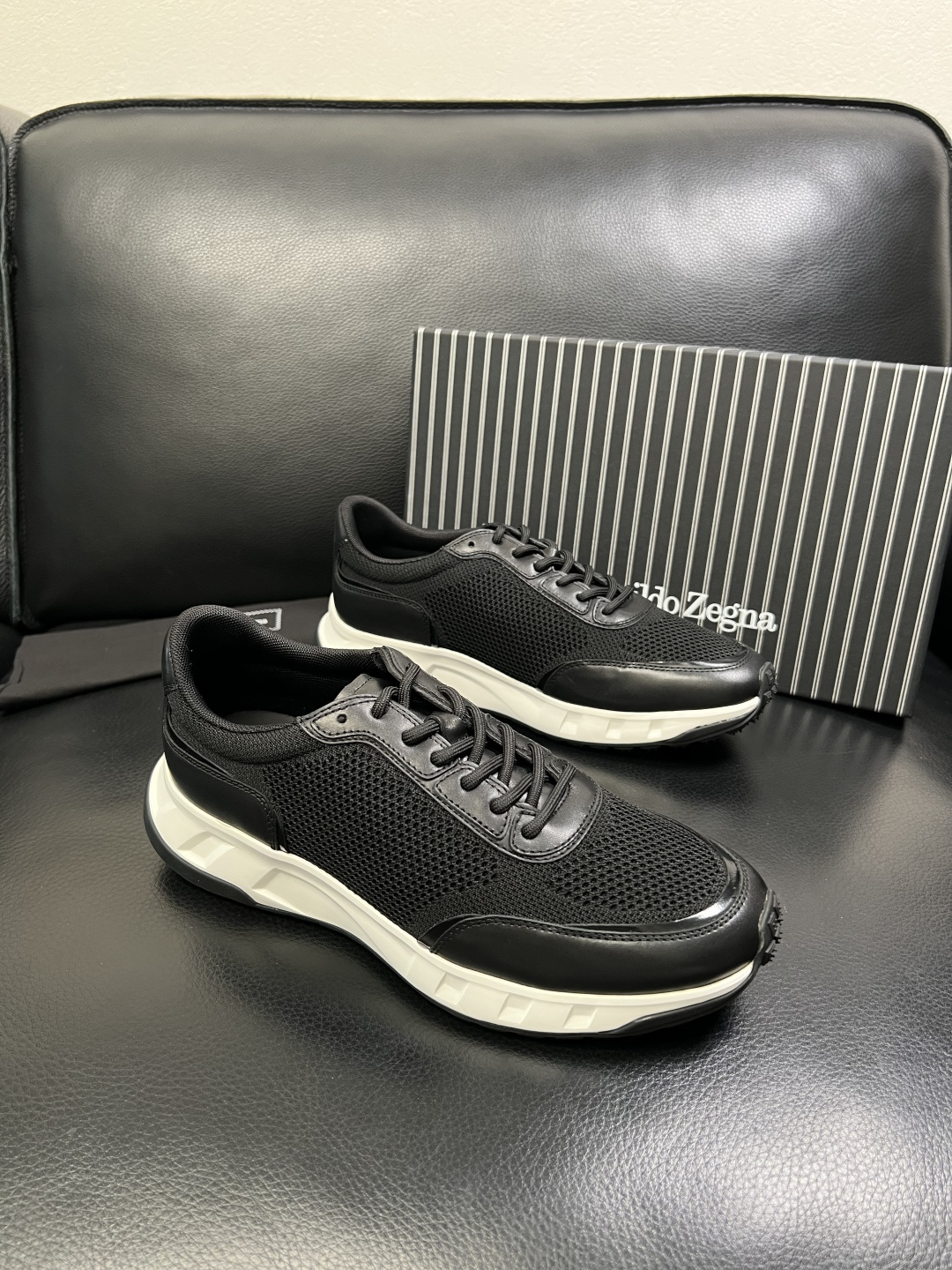 Zegna 高品质 顶级工艺品 杰尼亚 专柜新款原厂配置，意大利进口牛皮面料，进口牛里垫，透气舒适，鞋底