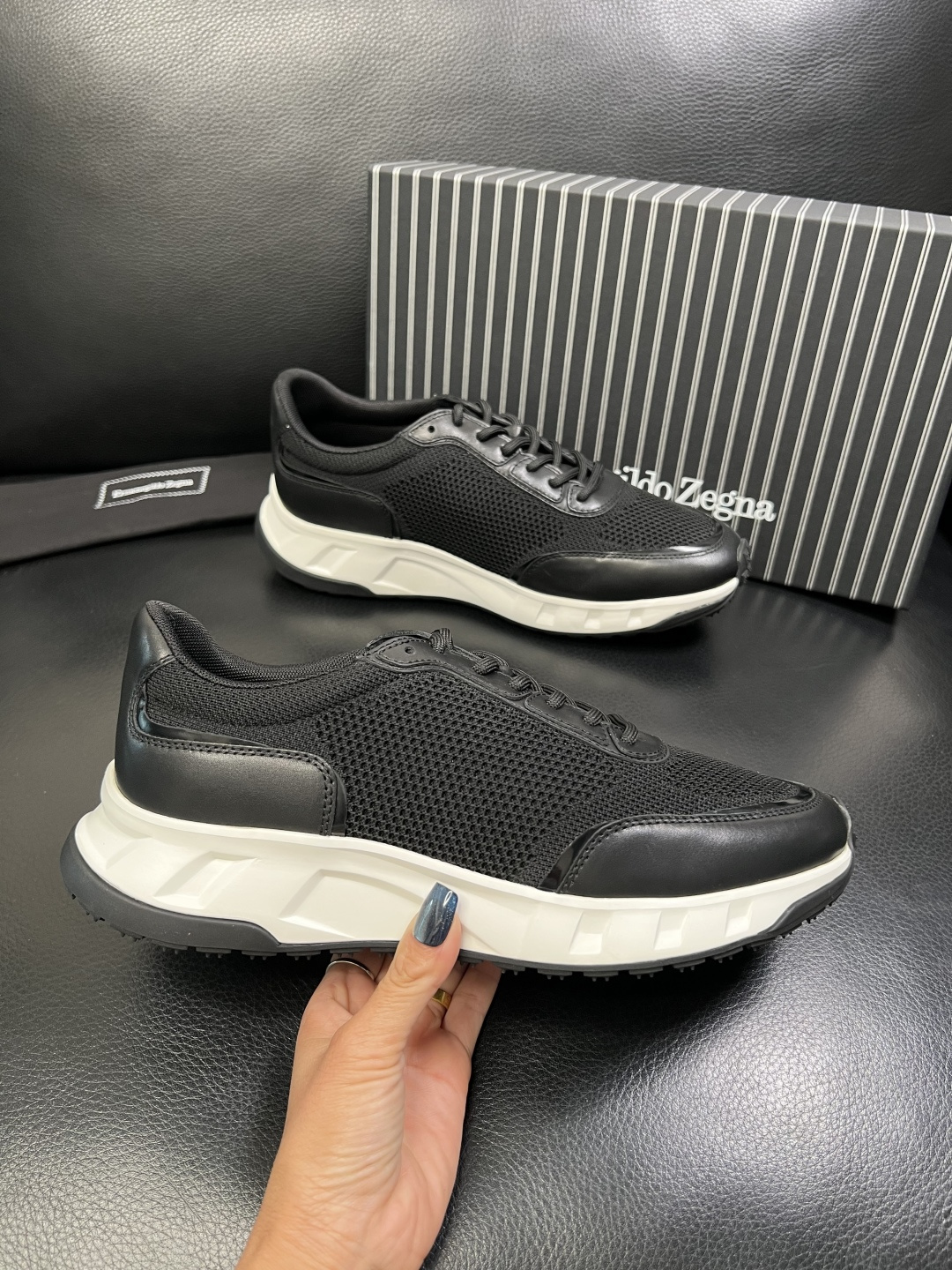 Zegna 高品质 顶级工艺品 杰尼亚 专柜新款原厂配置，意大利进口牛皮面料，进口牛里垫，透气舒适，鞋底