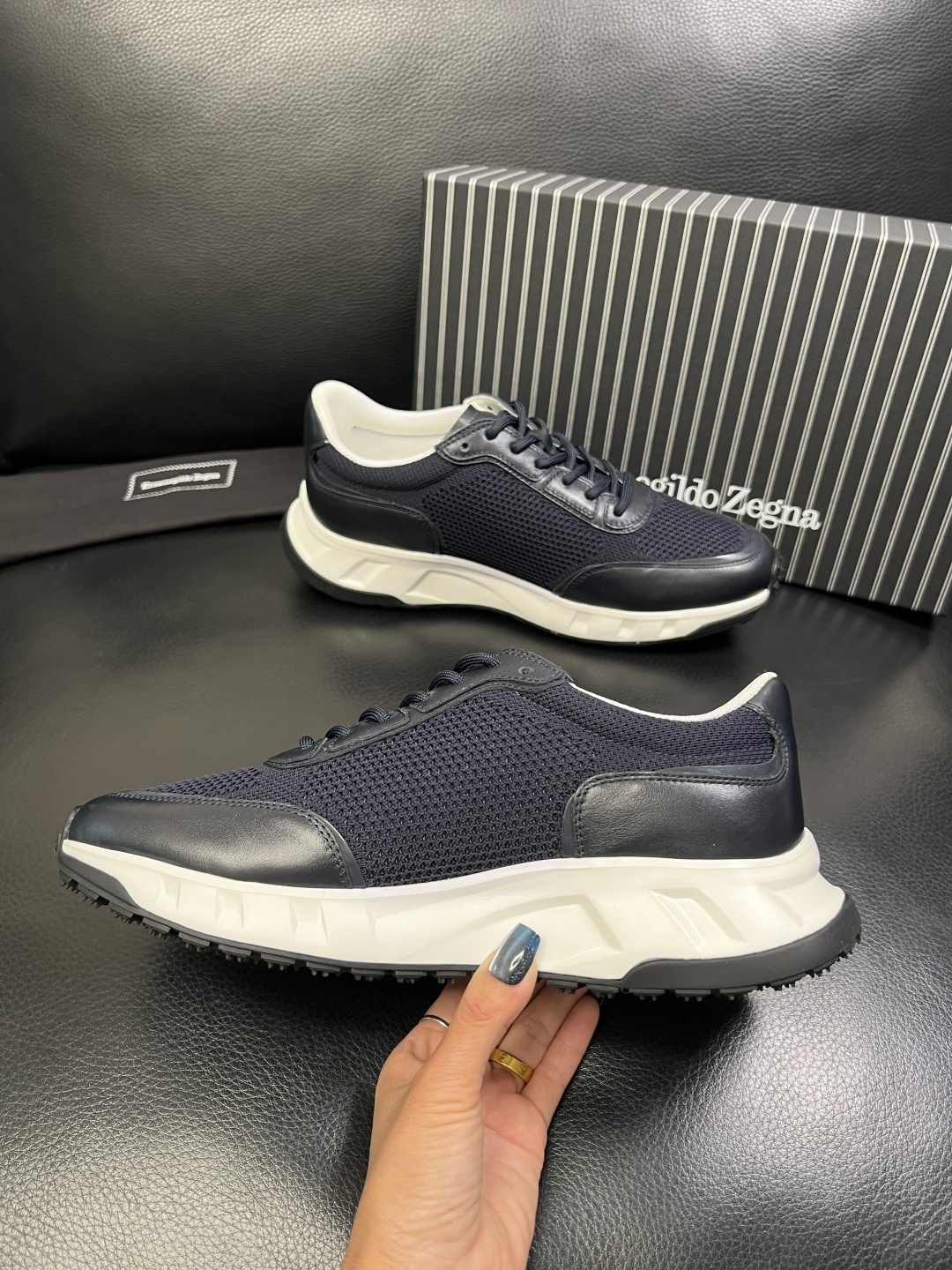 Zegna 高品质 顶级工艺品 杰尼亚 专柜新款原厂配置，意大利进口牛皮面料，进口牛里垫，透气舒适，鞋底