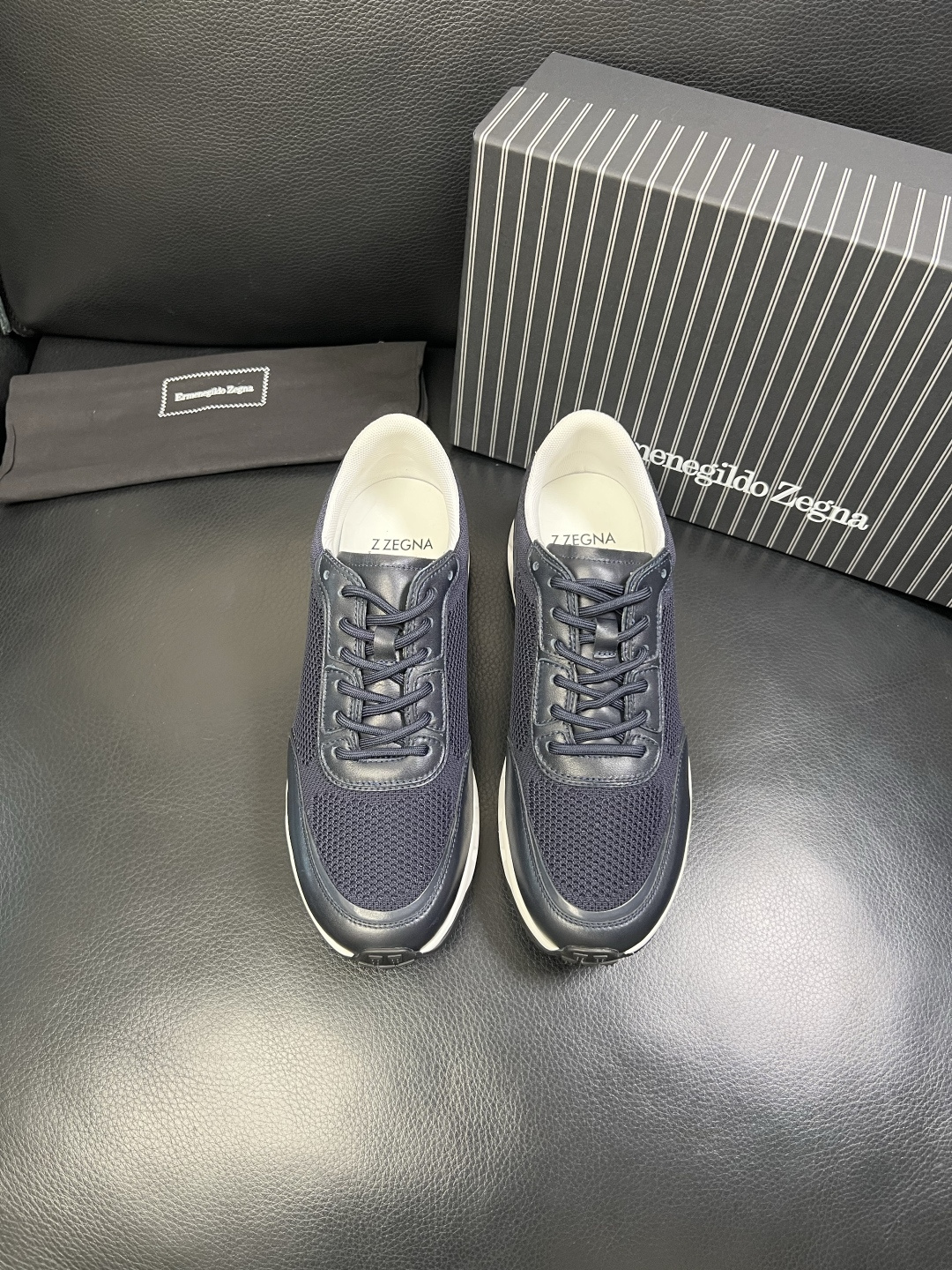 Zegna 高品质 顶级工艺品 杰尼亚 专柜新款原厂配置，意大利进口牛皮面料，进口牛里垫，透气舒适，鞋底