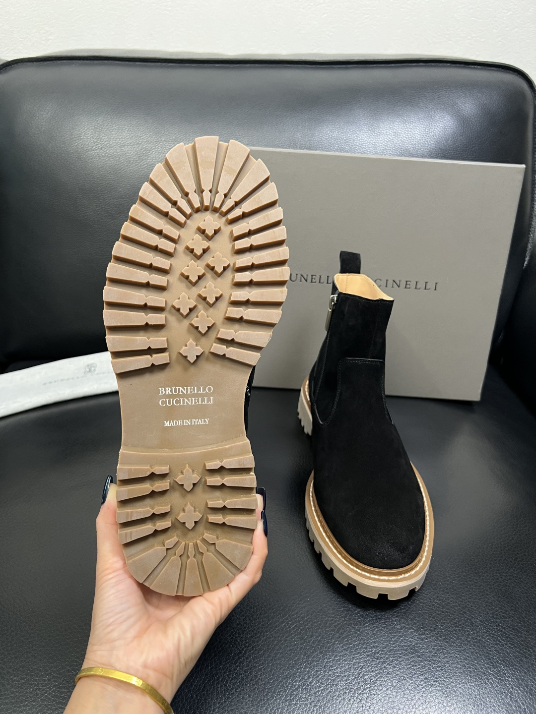 Brunello Cucinelli 高品质 顶级工艺品 BC 靴子高帮专柜同步原厂配置，意大利进口牛皮