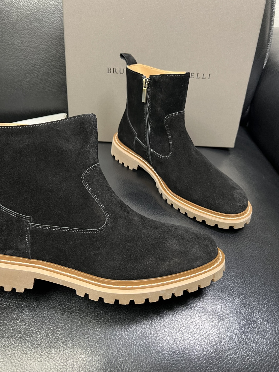 Brunello Cucinelli 高品质 顶级工艺品 BC 靴子高帮专柜同步原厂配置，意大利进口牛皮