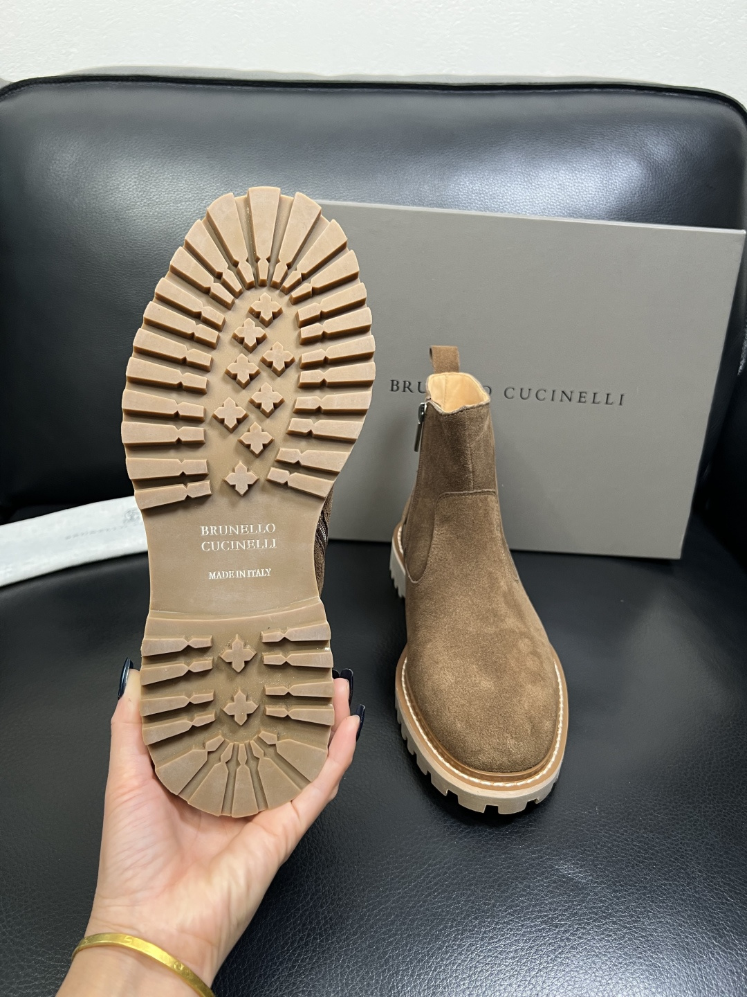 Brunello Cucinelli 高品质 顶级工艺品 BC 靴子高帮专柜同步原厂配置，意大利进口牛皮