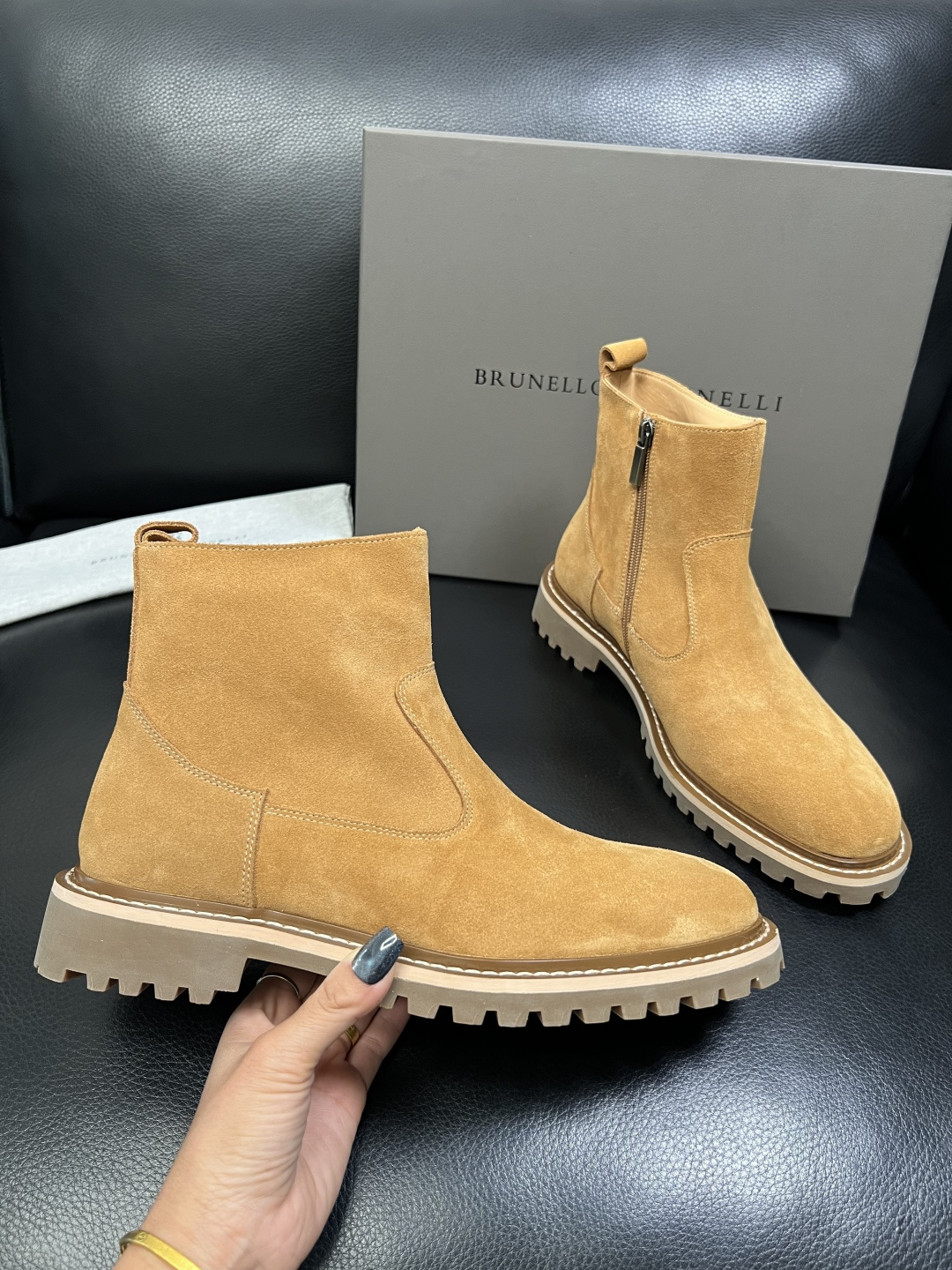 Brunello Cucinelli 高品质 顶级工艺品 BC 靴子高帮专柜同步原厂配置，意大利进口牛皮