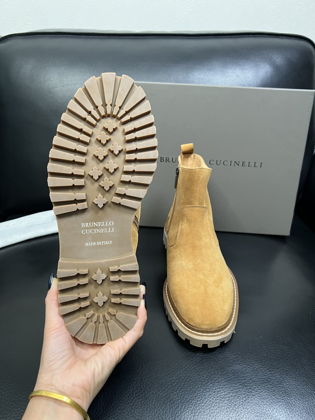 Brunello Cucinelli 高品质 顶级工艺品 BC 靴子高帮专柜同步原厂配置，意大利进口牛皮