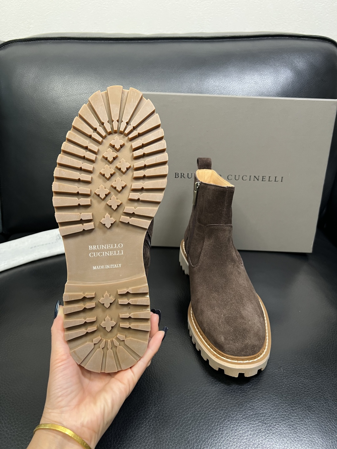 Brunello Cucinelli 高品质 顶级工艺品 BC 靴子高帮专柜同步原厂配置，意大利进口牛皮