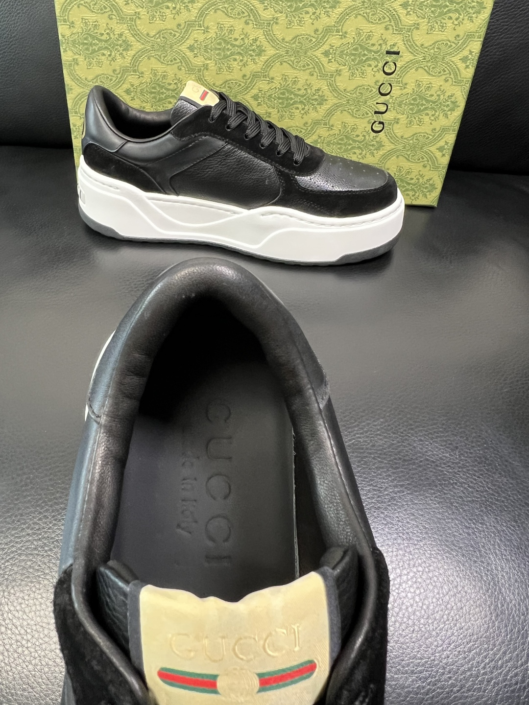 Gucci 高品质 顶级工艺品 古奇 专柜新款原厂配置，意大利进口牛皮面料，进口牛皮内里垫，透气舒适，鞋