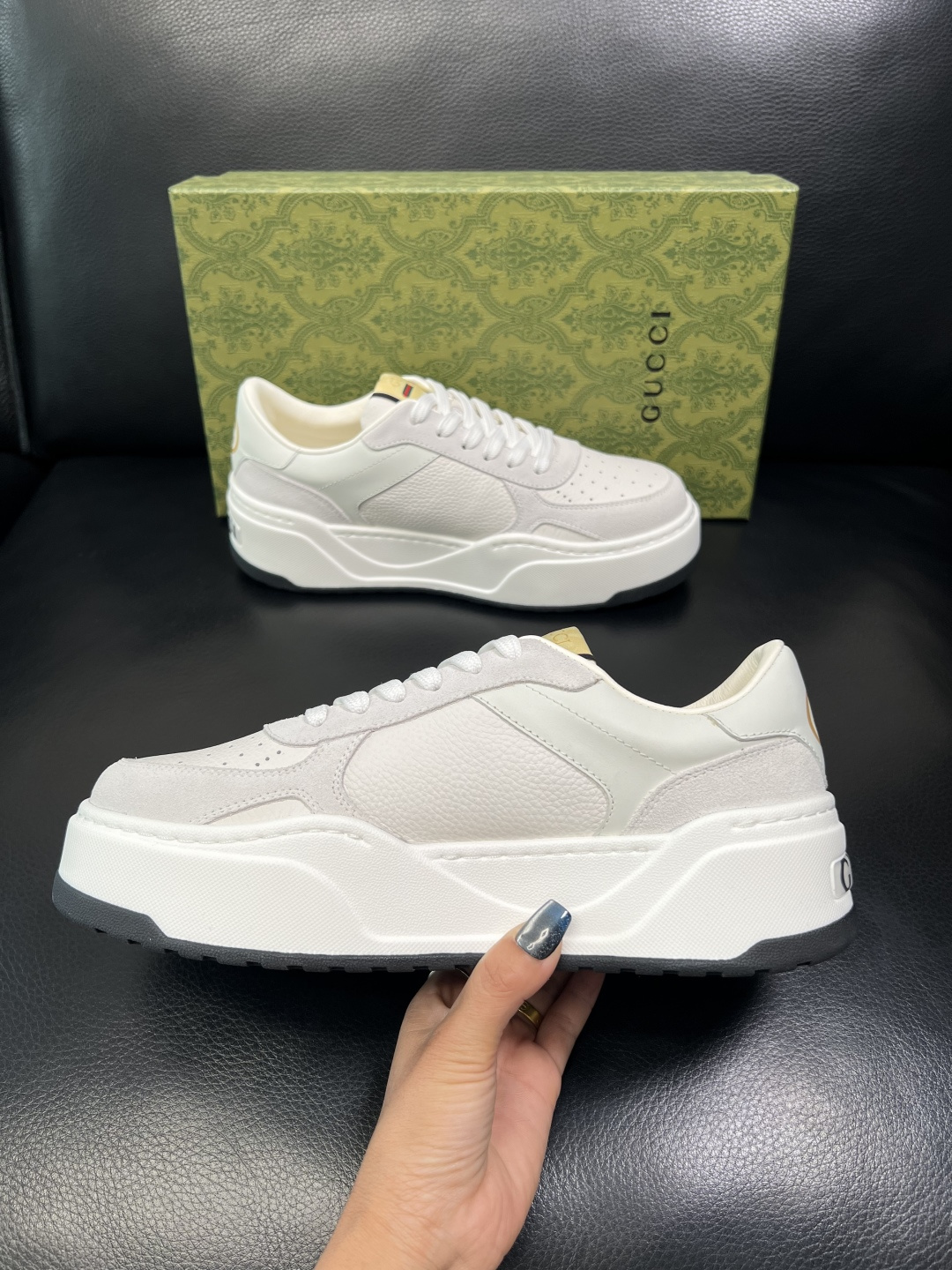 Gucci 高品质 顶级工艺品 古奇 专柜新款原厂配置，意大利进口牛皮面料，进口牛皮内里垫，透气舒适，鞋