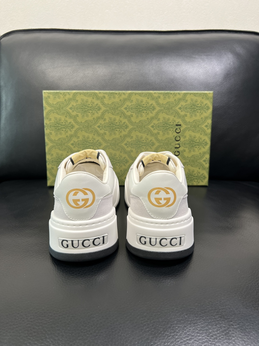 Gucci 高品质 顶级工艺品 古奇 专柜新款原厂配置，意大利进口牛皮面料，进口牛皮内里垫，透气舒适，鞋