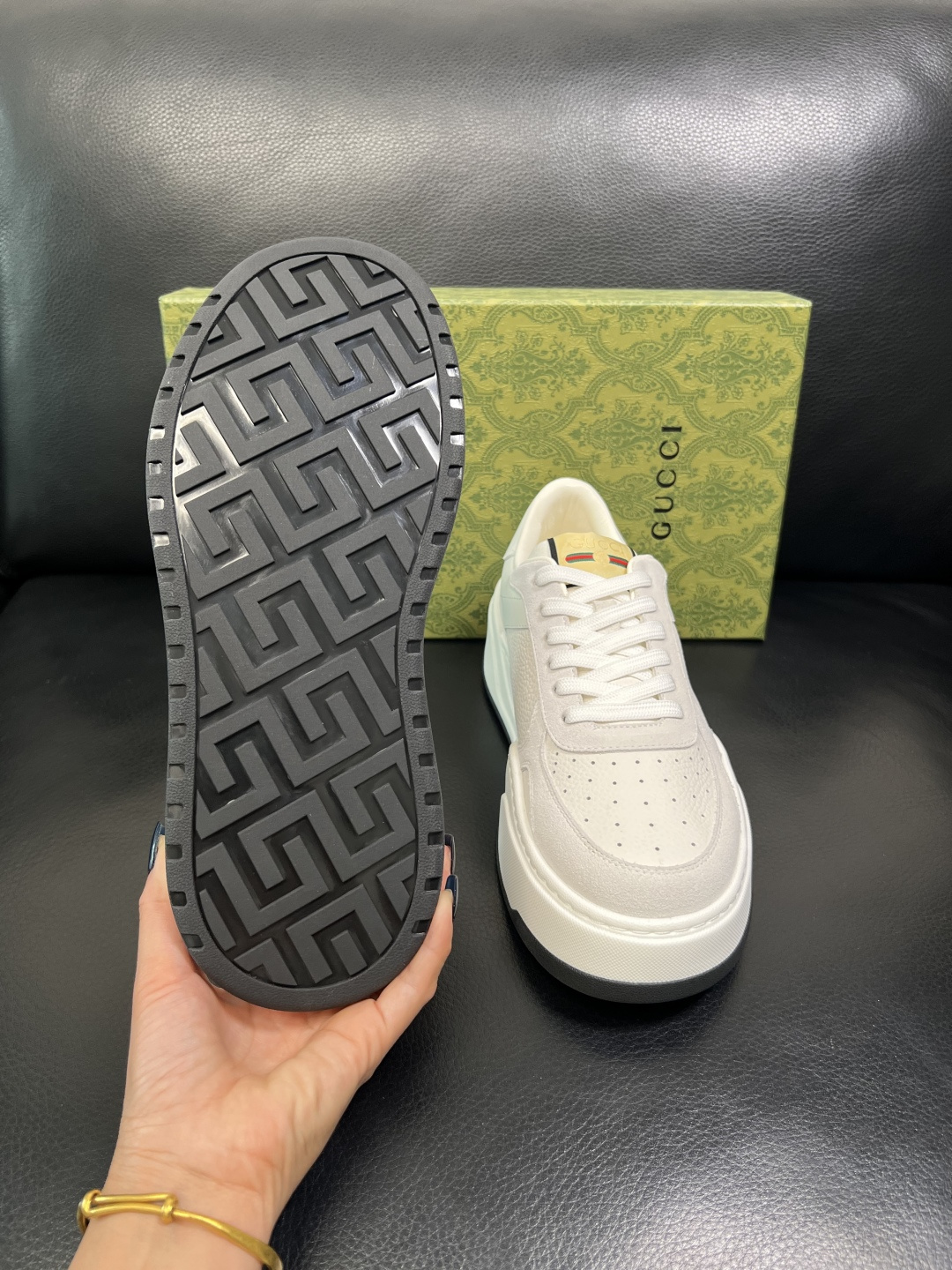 Gucci 高品质 顶级工艺品 古奇 专柜新款原厂配置，意大利进口牛皮面料，进口牛皮内里垫，透气舒适，鞋