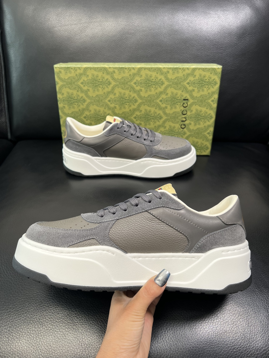 Gucci 高品质 顶级工艺品 古奇 专柜新款原厂配置，意大利进口牛皮面料，进口牛皮内里垫，透气舒适，鞋