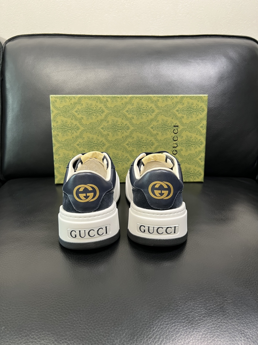 Gucci 高品质 顶级工艺品 古奇 专柜新款原厂配置，意大利进口牛皮面料，进口牛皮内里垫，透气舒适，鞋